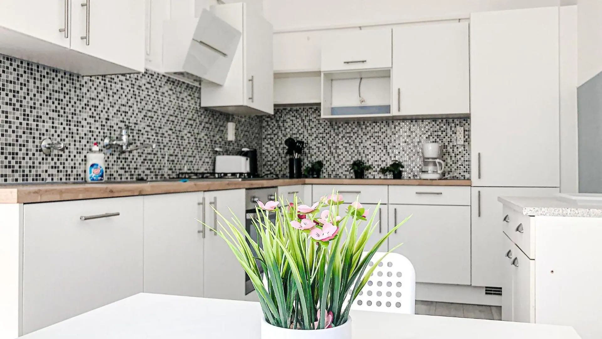Vibrant 3Br Near Akh Hospital - Perfect For Groups Διαμέρισμα Βιέννη Αυστρία