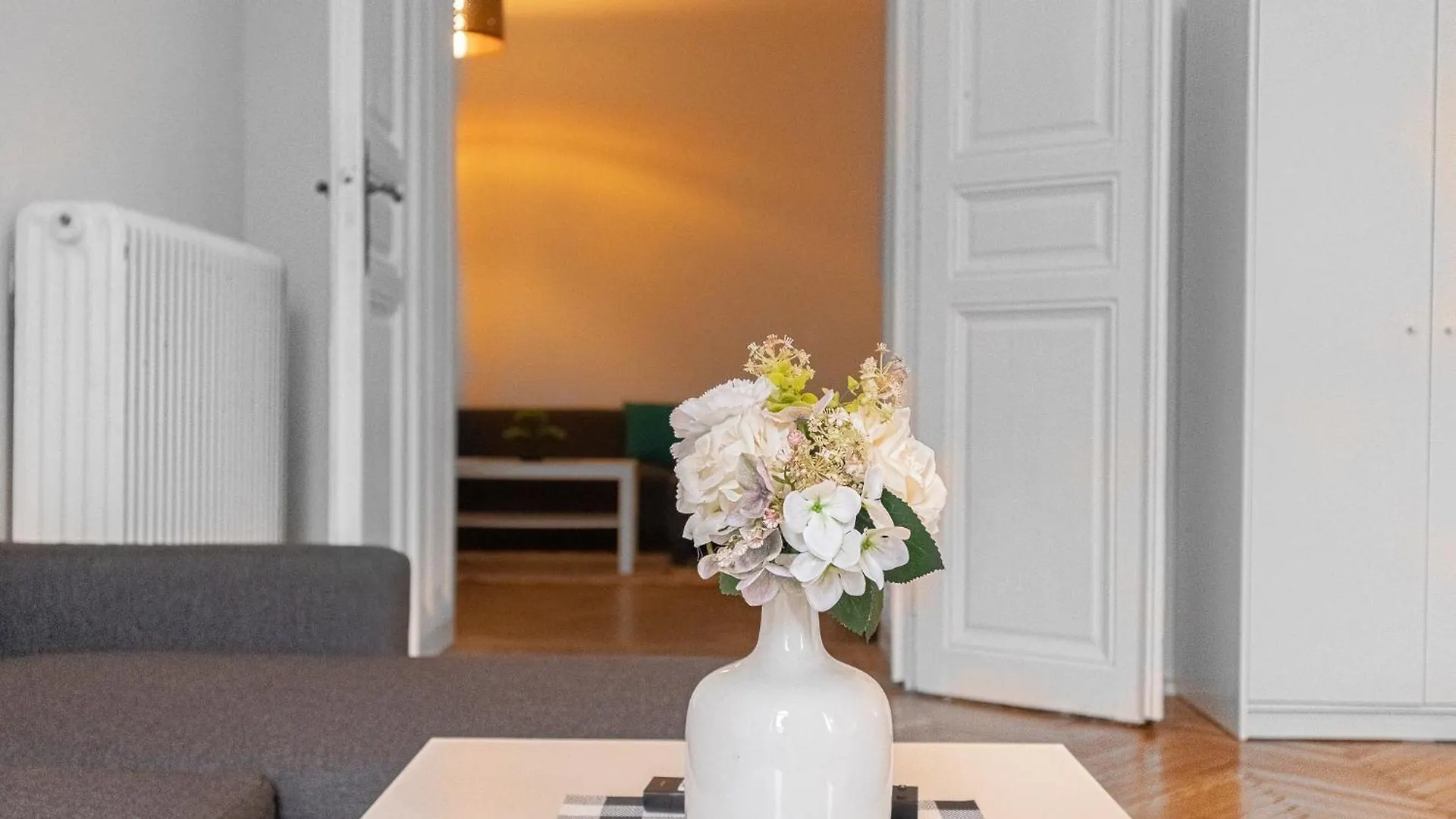 Vibrant 3Br Near Akh Hospital - Perfect For Groups Διαμέρισμα Βιέννη