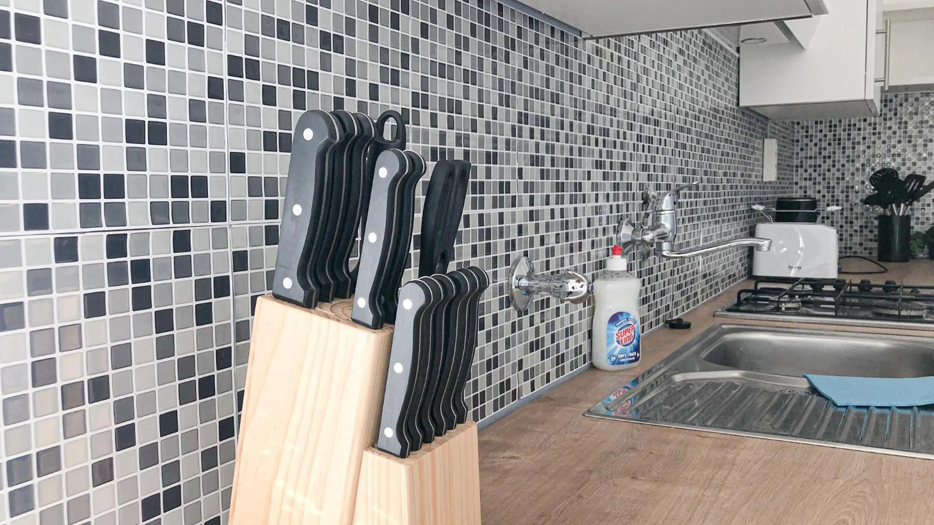비엔나 Vibrant 3Br Near Akh Hospital - Perfect For Groups 아파트 0*,