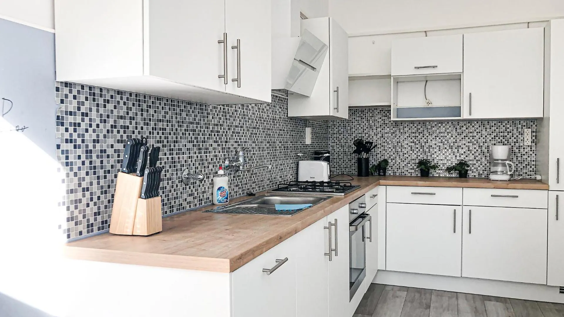 Vibrant 3Br Near Akh Hospital - Perfect For Groups Apartment Vienna