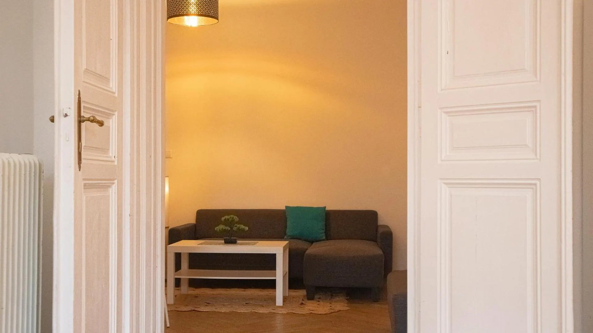 Vibrant 3Br Near Akh Hospital - Perfect For Groups Apartment Vienna