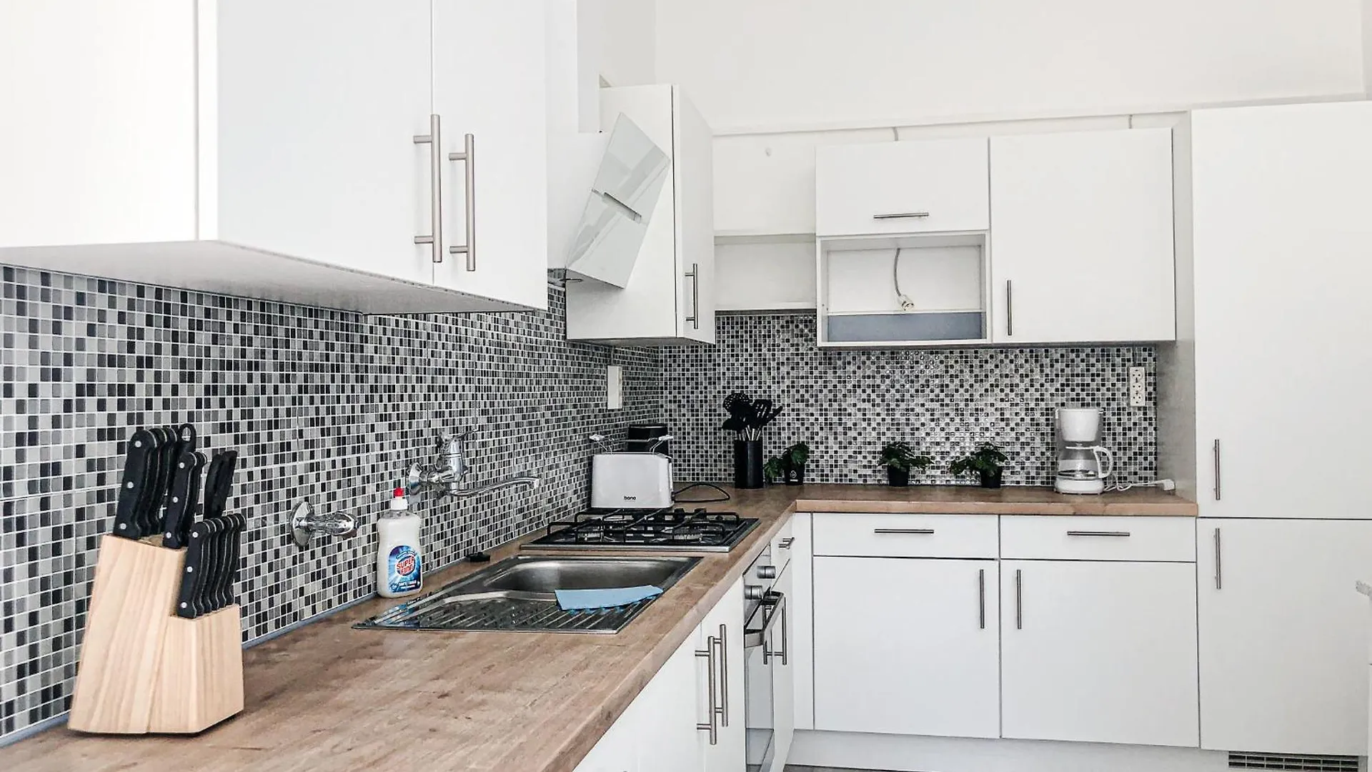 Vibrant 3Br Near Akh Hospital - Perfect For Groups Apartment Vienna